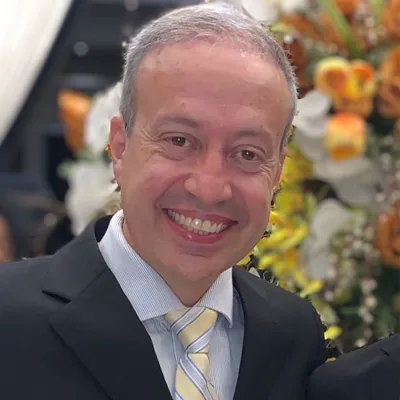 Dr Fernando Bruetto.jpeg